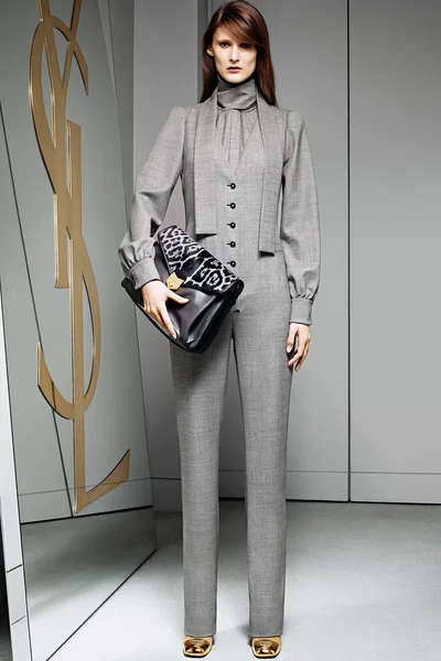 Look 10